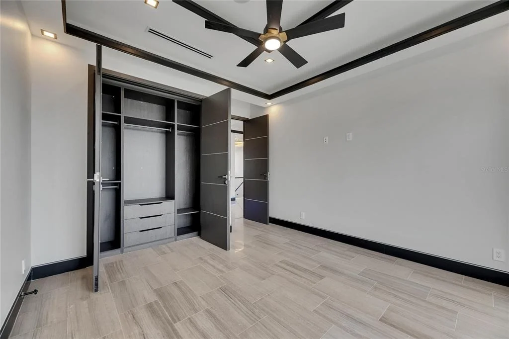 Photo of 6528 SIMONE SHORES CIRCLE