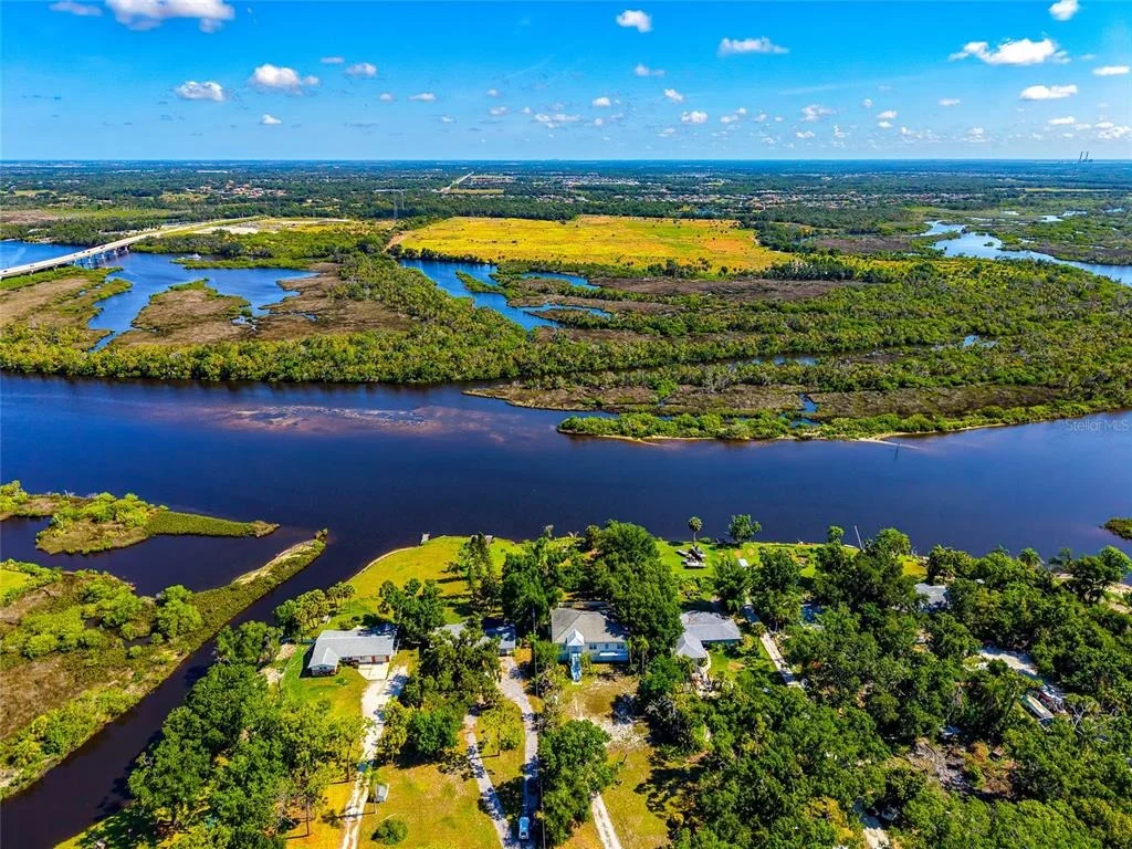 Photo of 11903 UPPER MANATEE RIVER ROAD