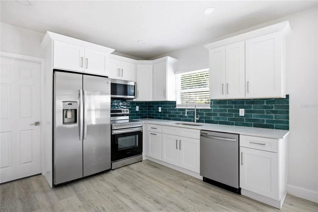 Photo of 418 NW 3RD AVENUE