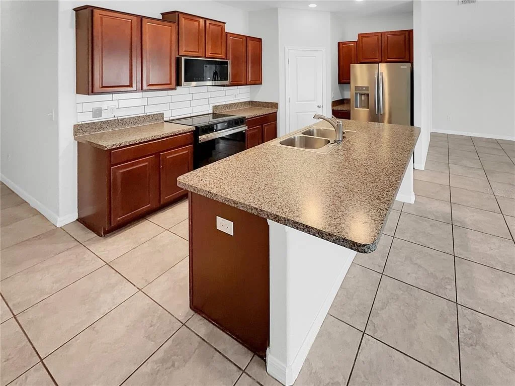 Photo of 10113 ROSEMARY LEAF LANE