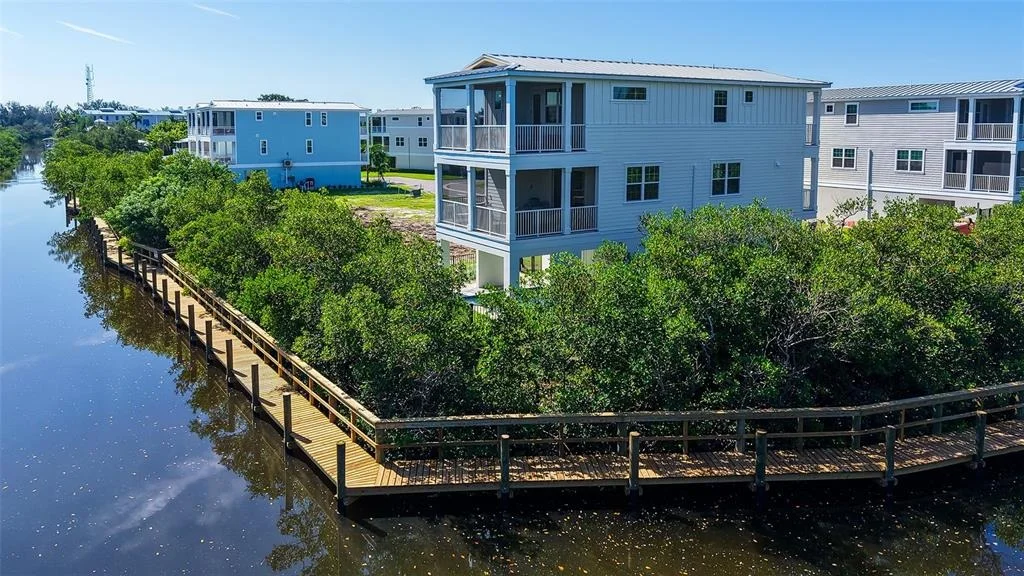 Photo of 12435 DOCKSIDE TERRACE
