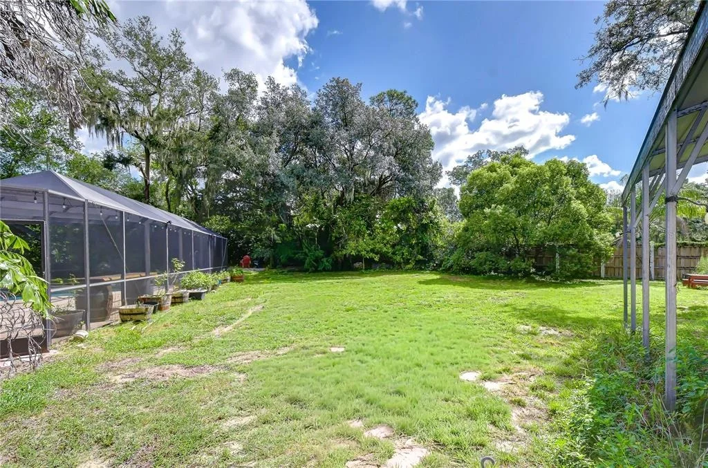 Photo of 901 WOODVIEW DRIVE