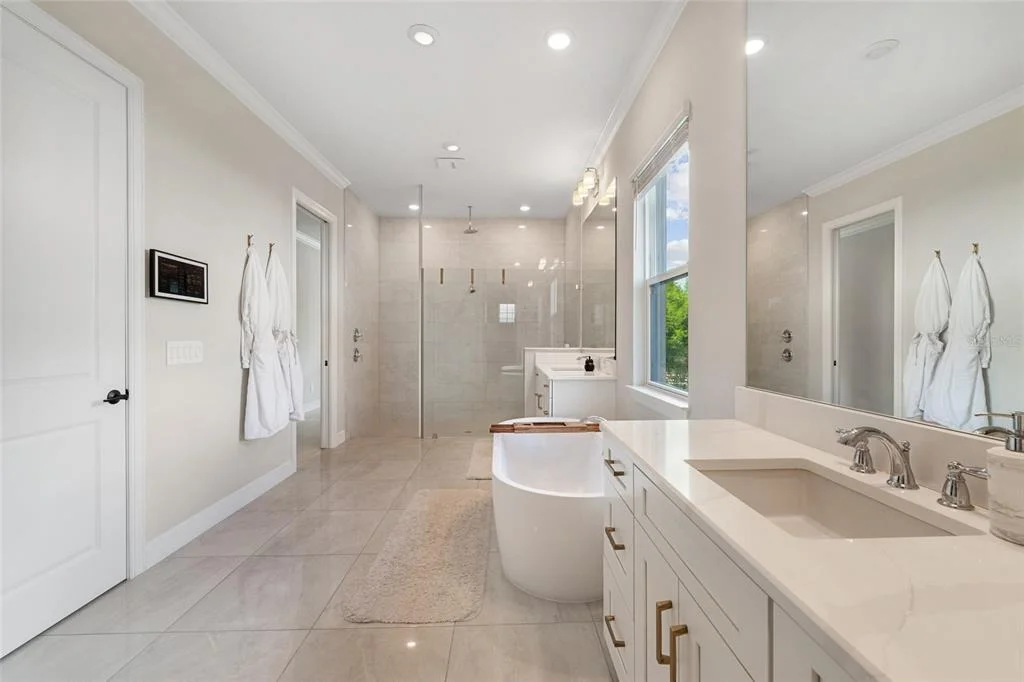 Photo of 10175 BROCKSPORT CIRCLE