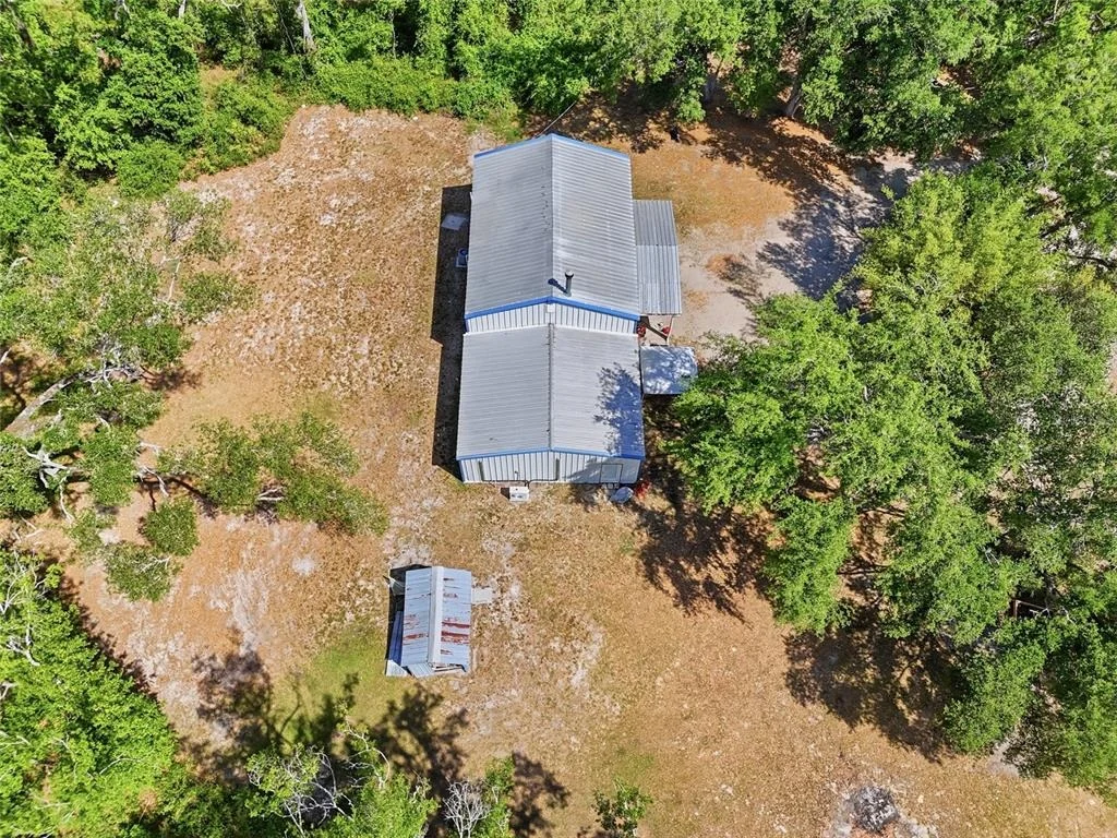 Photo of 401 SE FALCON ROAD