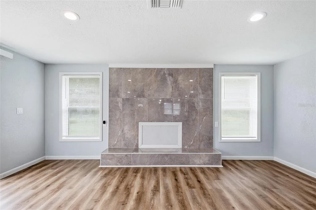 Photo of 8531 HORIZON LANE