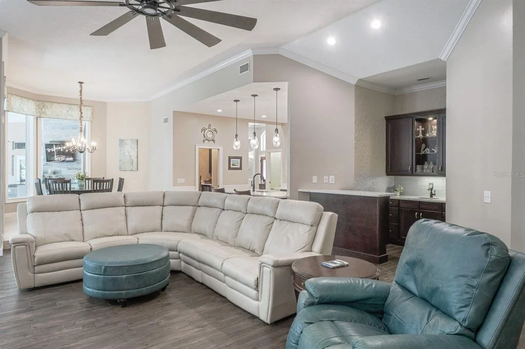Photo of 110 DEERPATH DRIVE