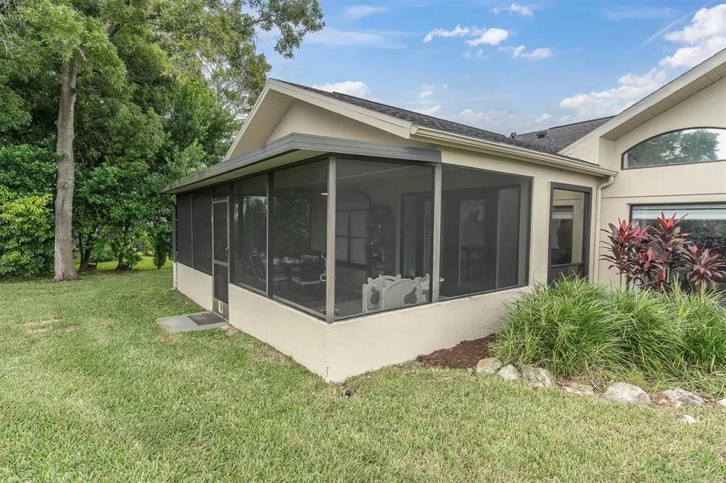 Photo of 8721 LATHAM LANE