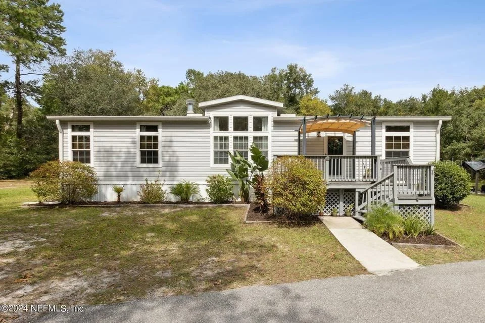 Photo of 112 SILVER BEACH BOULEVARD