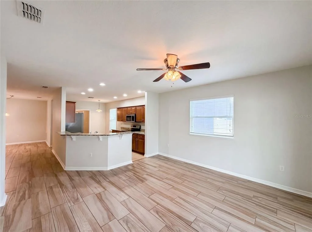 Photo of 1048 BETHPAGE ROAD