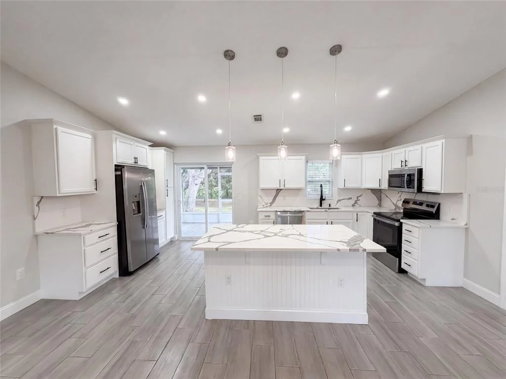 Photo of 8165 RIDGE ROAD