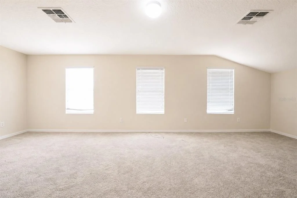 Photo of 1147 DEGRAW DRIVE