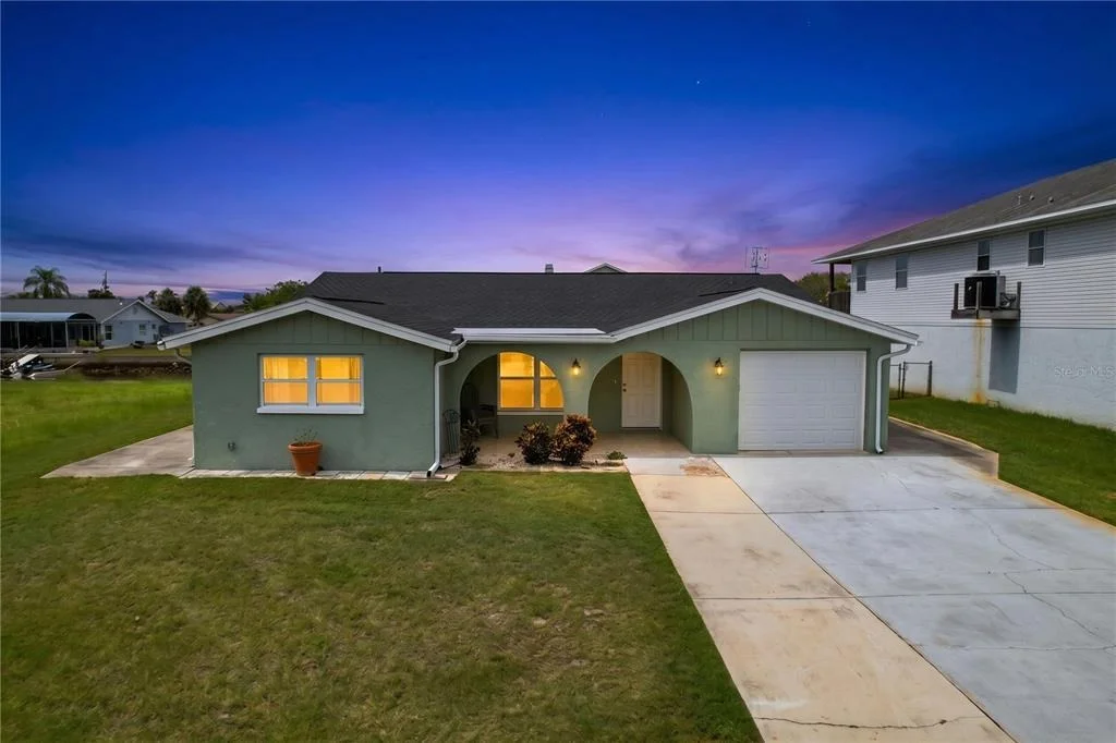 Photo of 7401 ISLANDER LANE