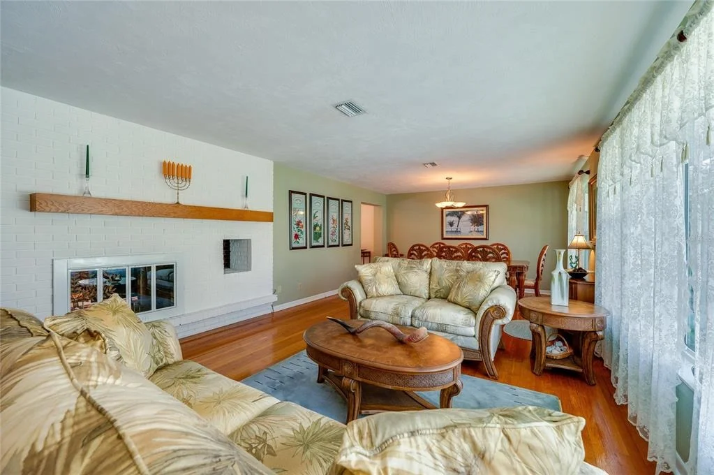 Photo of 697 JOHN ANDERSON DRIVE
