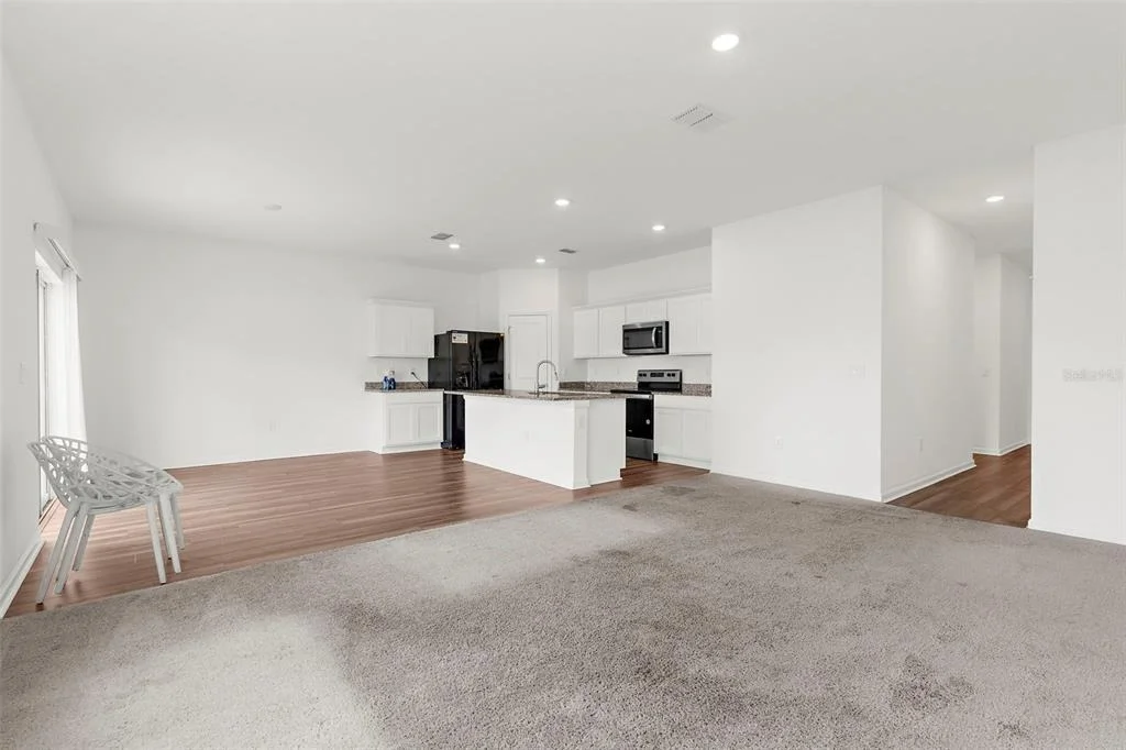Photo of 1038 KELLY FERN LOOP