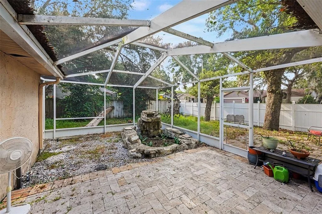 Photo of 627 CRYSTAL DR