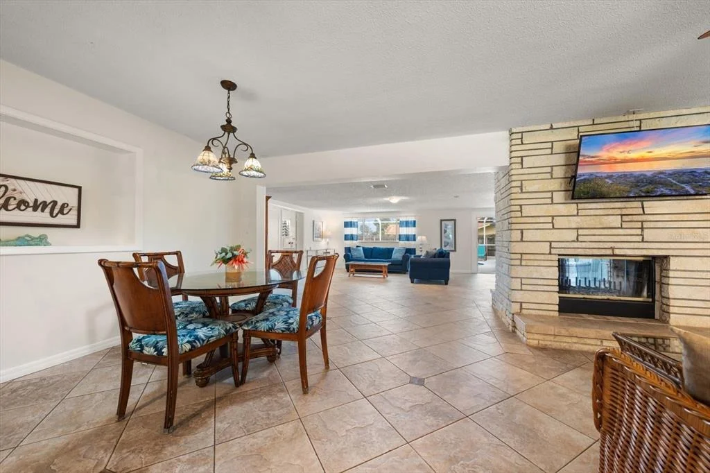 Photo of 1 MAPLEWOOD AVENUE