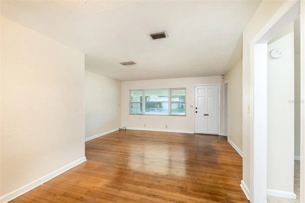 Photo of 519 VERN DRIVE
