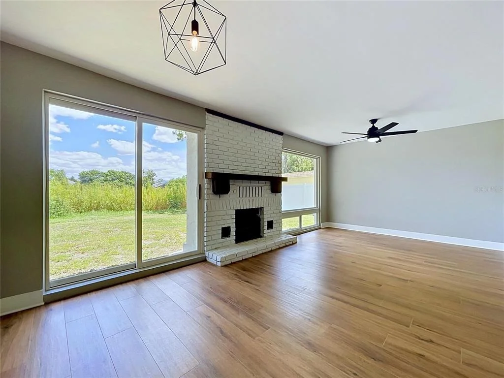 Photo of 381 WESTWINDS DRIVE