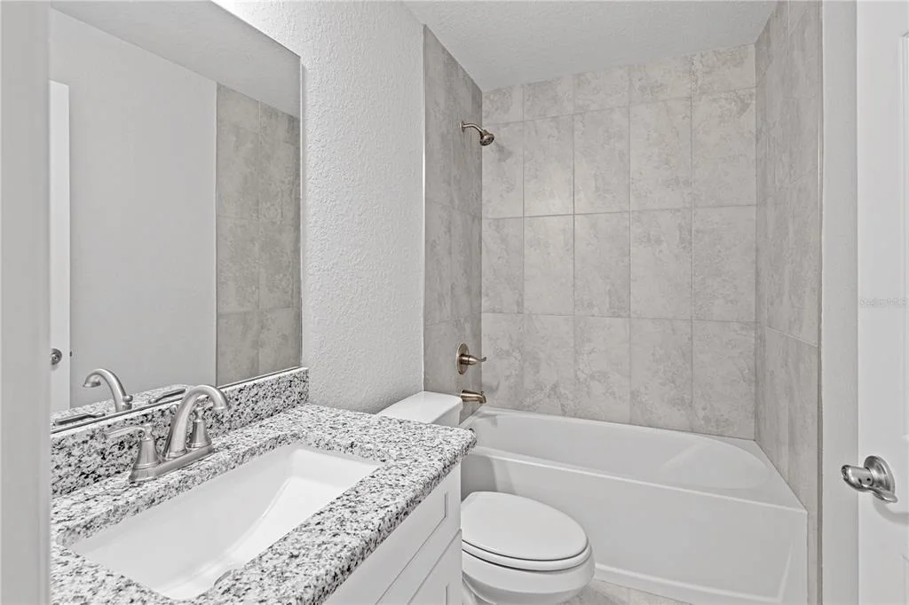 Photo of Unit A at 607 SE 4TH DRIVE