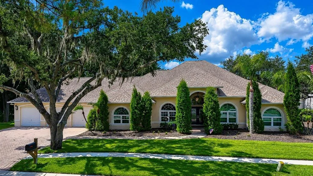Photo of 1009 EMERALD CREEK DRIVE