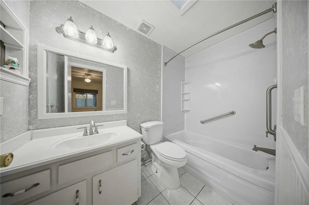 Photo of 5013 SE 108TH PLACE