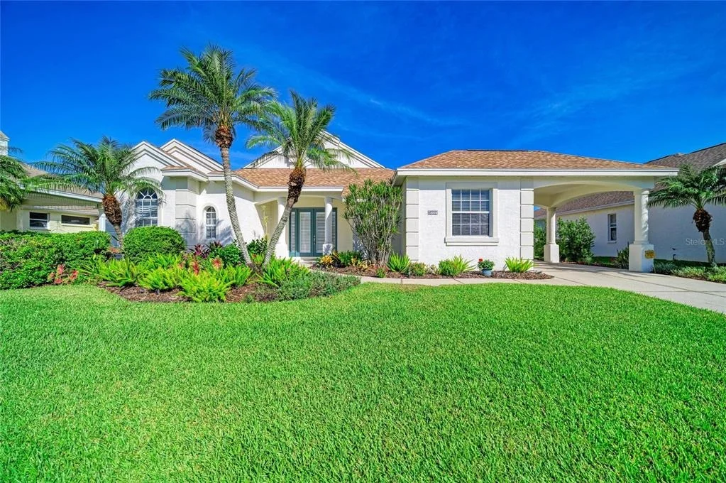 Photo of 4727 COMPASS DRIVE