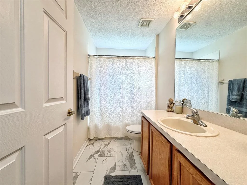 Photo of 259 CENTER OAK CIRCLE