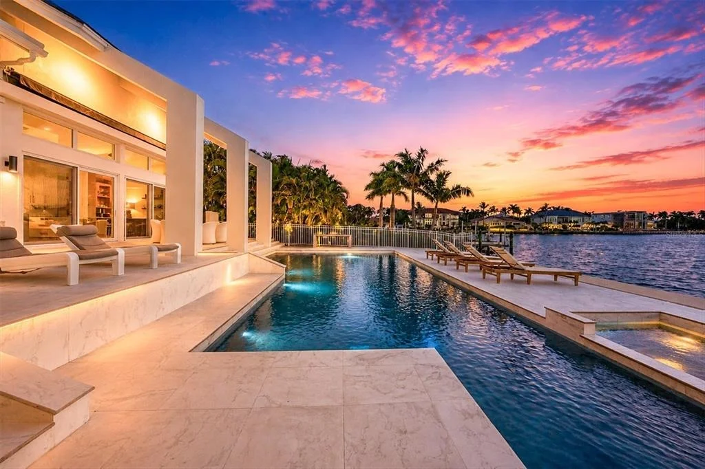Photo of 216 BIRD KEY DRIVE