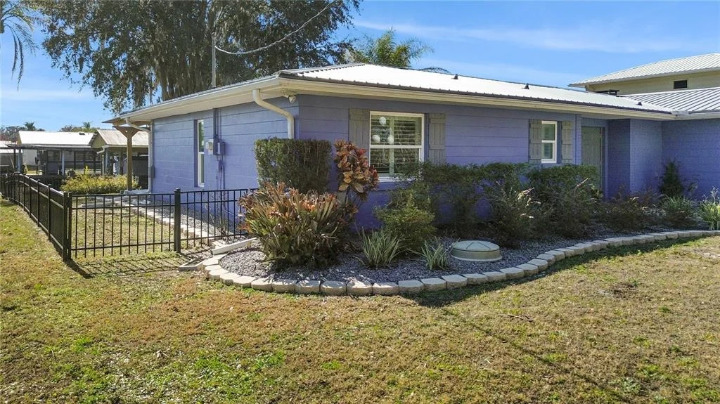 Photo of 1621 SPRING GARDEN DRIVE