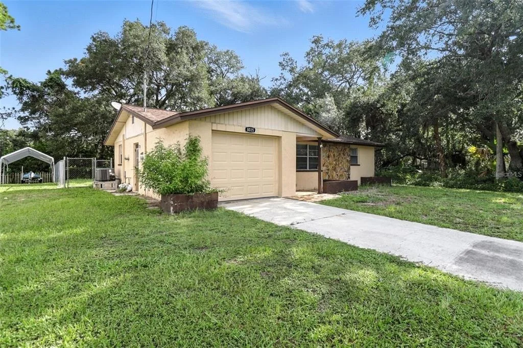 Photo of 8035 GULF WAY