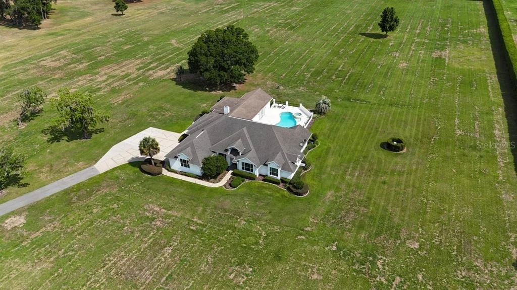 Photo of 601 SE 80TH STREET