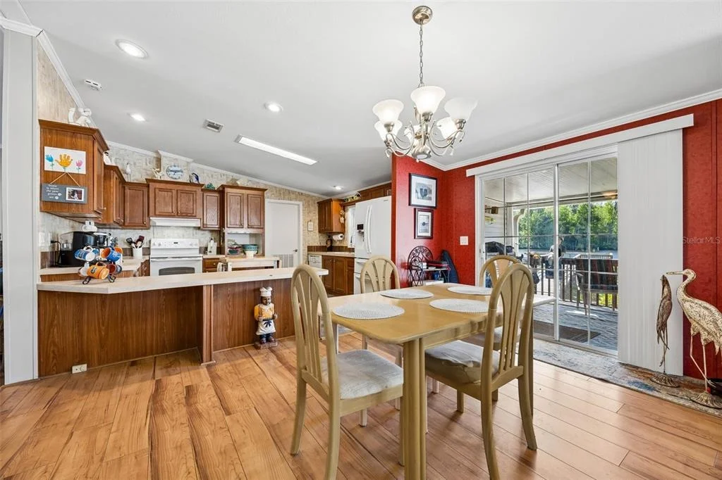 Photo of 334 PARADISE CIRCLE