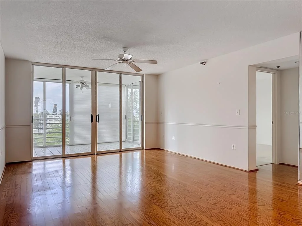 Photo of Unit 607 at 3740 PINEBROOK CIRCLE