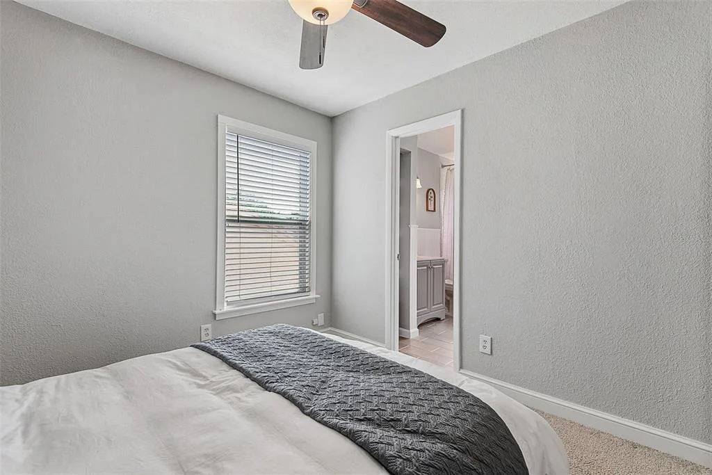 Photo of 1216 PIN OAK DRIVE