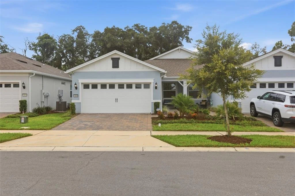 Photo of 13640 SPLASHING ISLA DRIVE