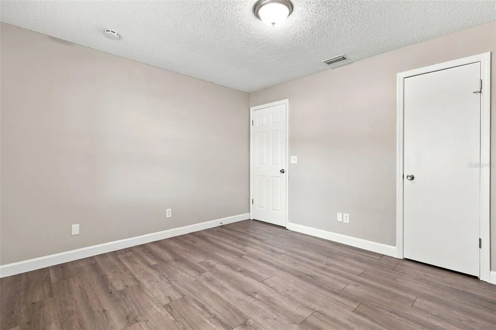 Photo of 3307 PINE TREE DRIVE