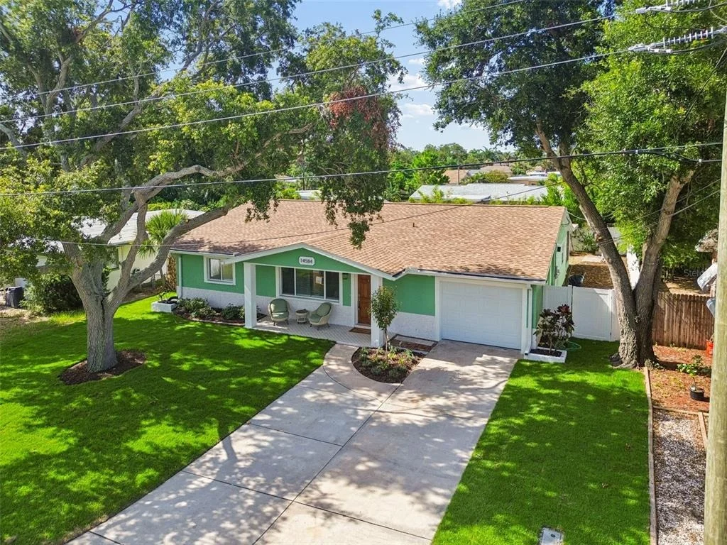 Photo of 14584 APACHE AVENUE