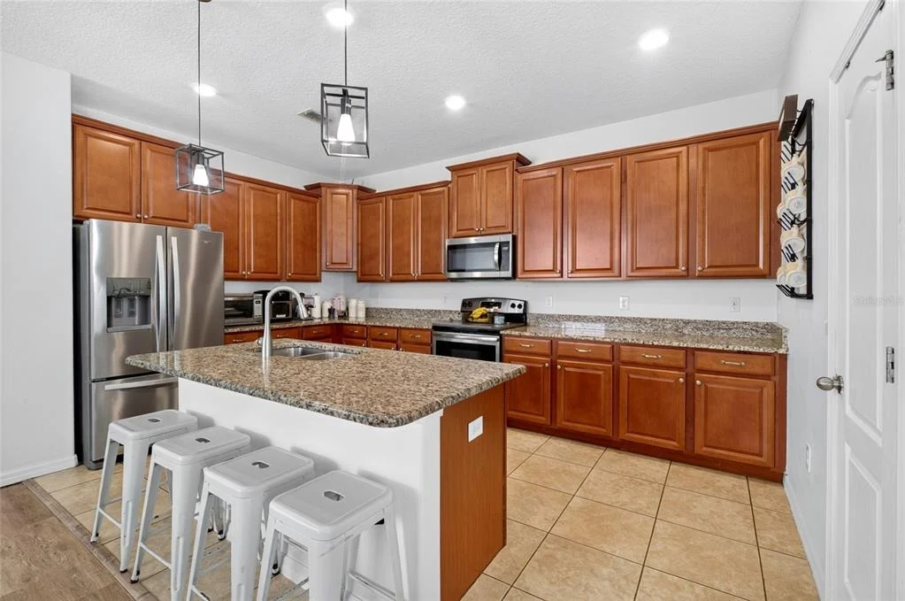 Photo of 4841 HAVILLAND DRIVE