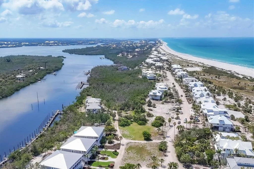 Photo of 7365 PALM ISLAND DRIVE