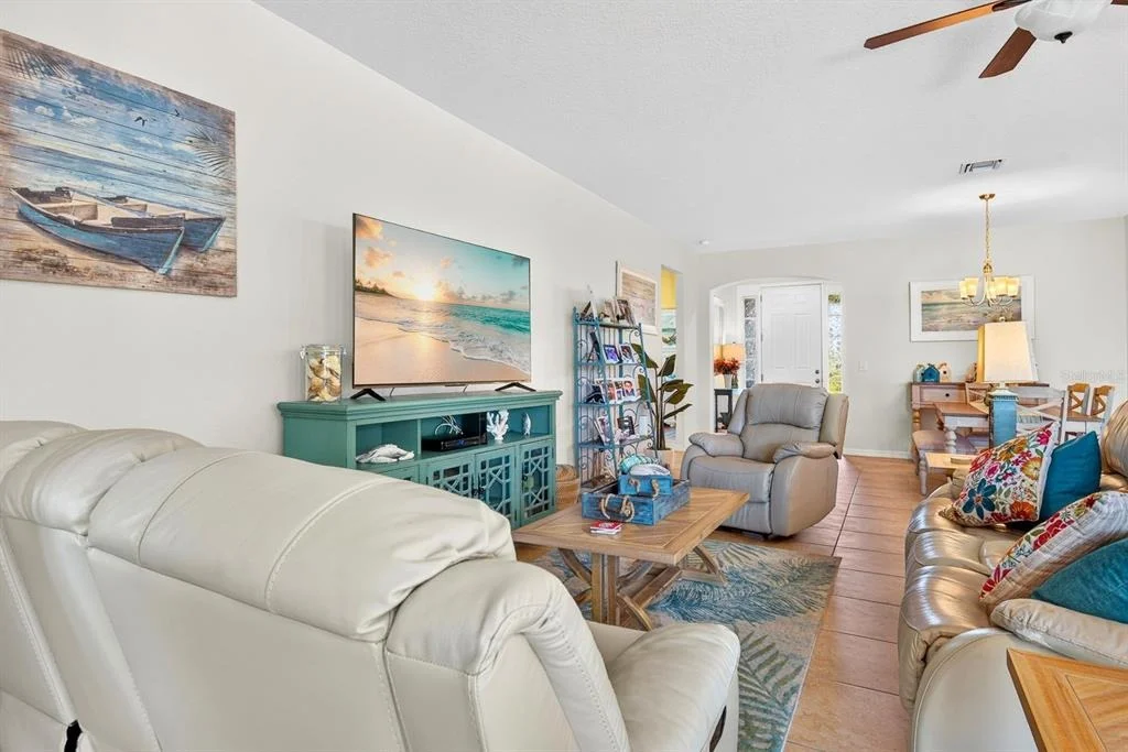 Photo of 6435 DEVESTA LOOP