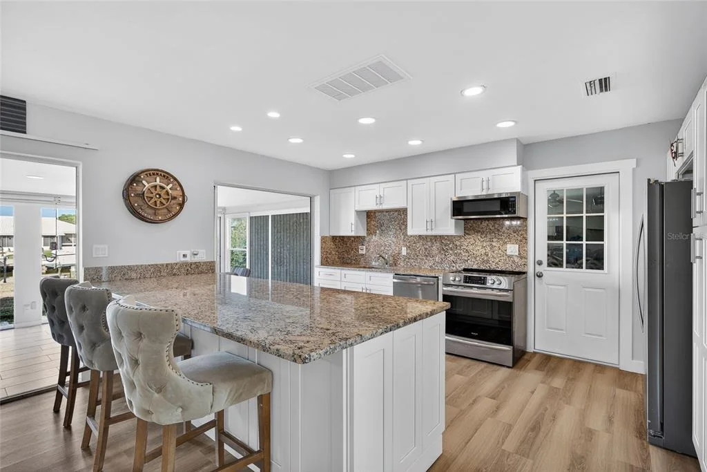 Photo of 523 VIA CINTIA