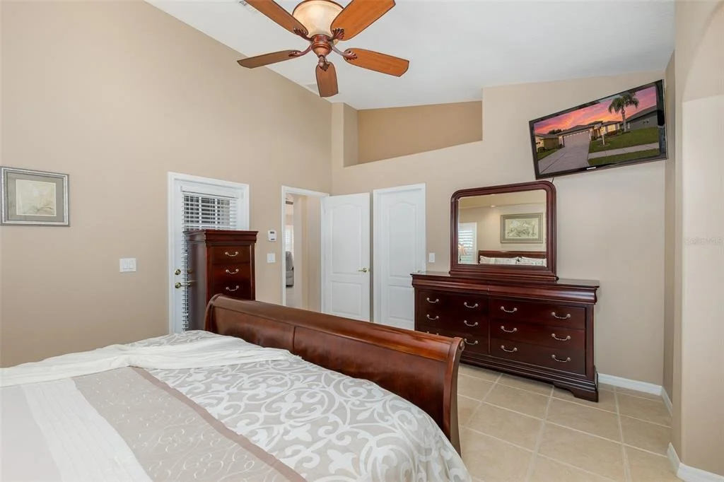 Photo of 1856 ARBOR KNOLL LOOP