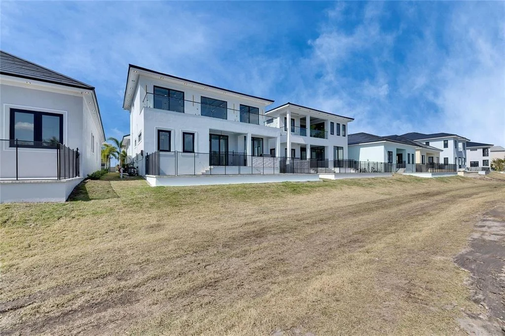 Photo of 6538 SIMONE SHORES CIRCLE