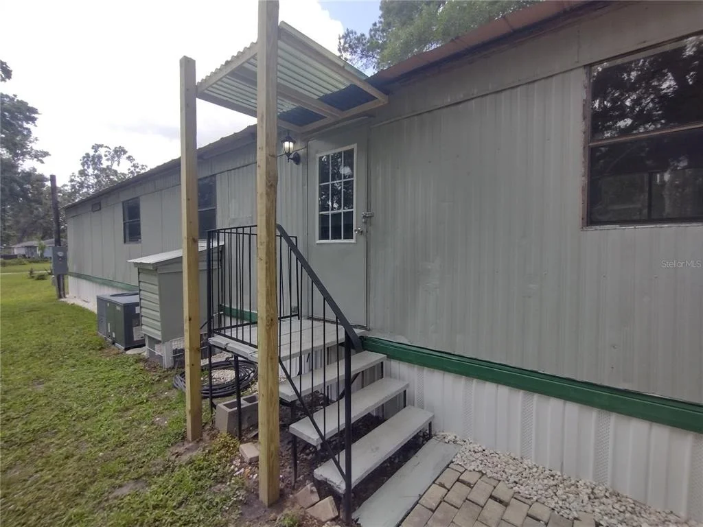 Photo of 172 ESTATES AVENUE