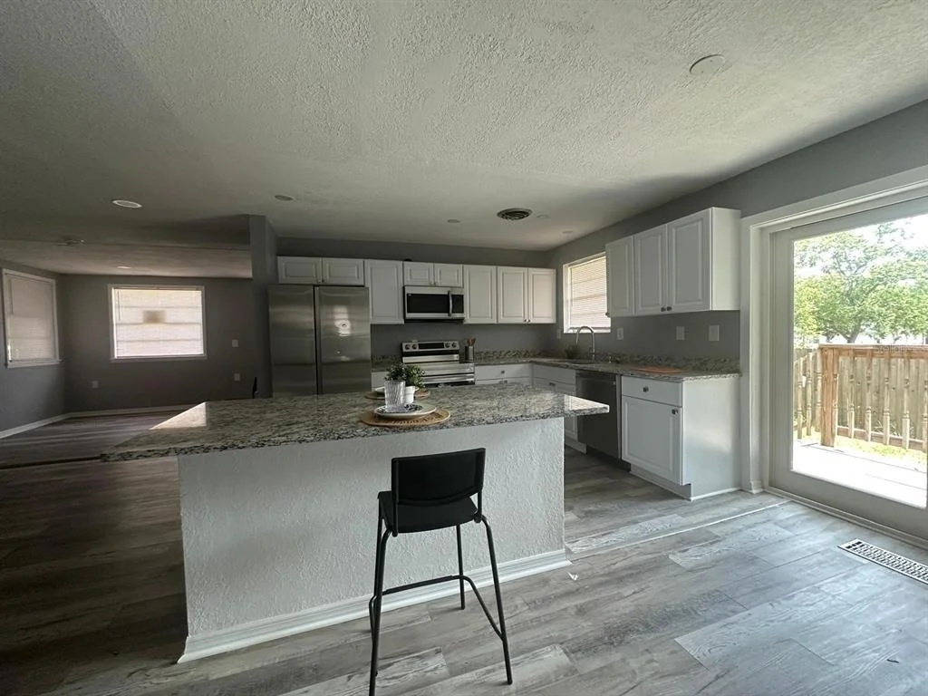 Photo of 1430 RON ROAD