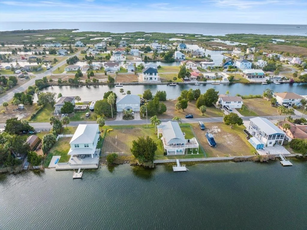 Photo of 3332 OLEANDER DRIVE