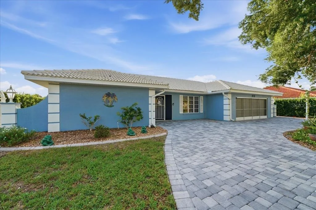 Photo of 413 SIGNORELLI DRIVE