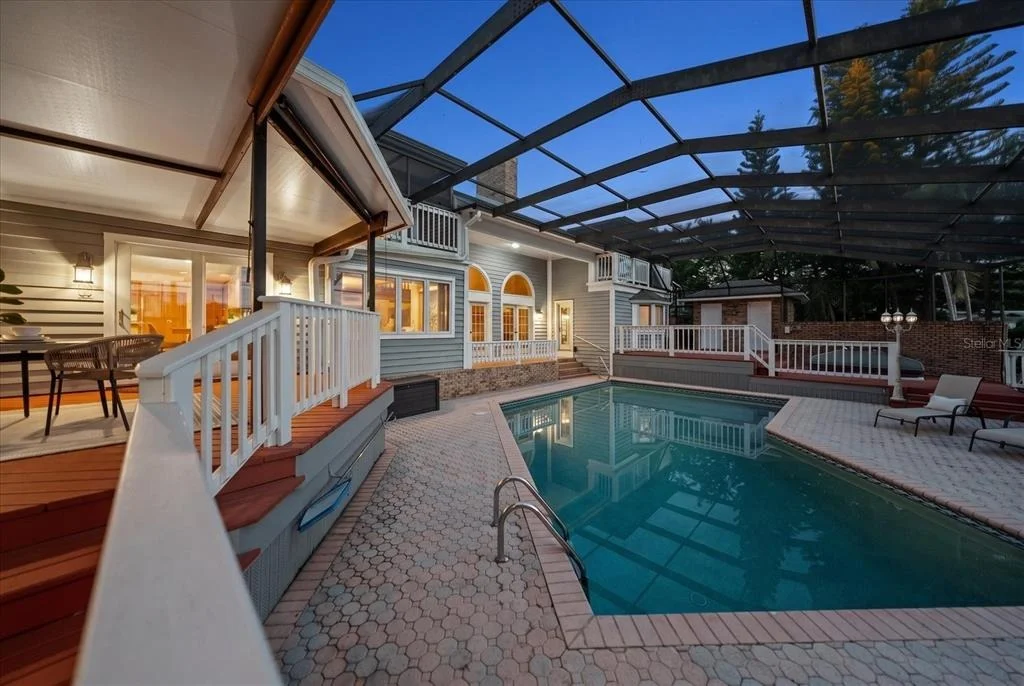 Photo of 220 HARBOR VIEW LANE