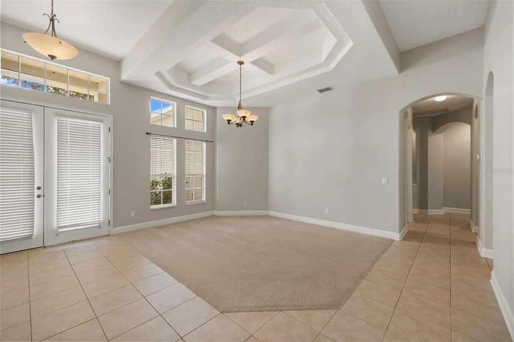 Photo of 6190 HEDGESPARROWS LANE