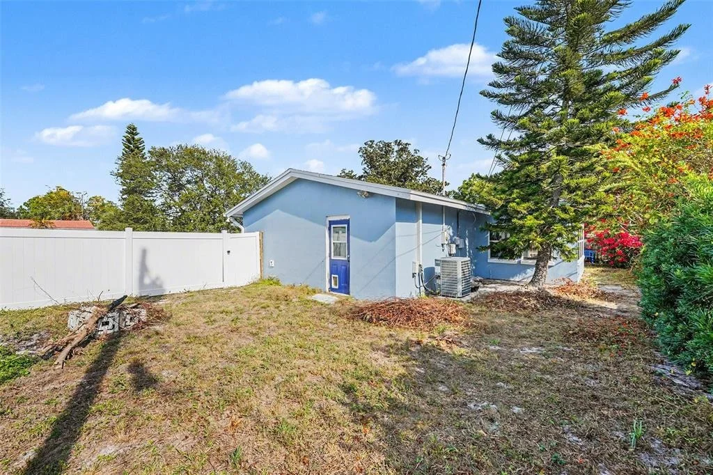 Photo of 2111 TIMBER LANE